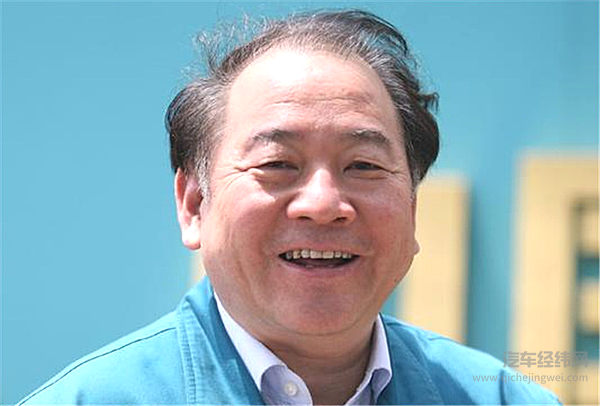 新华社：自主创新助力“民族重卡”走向世界