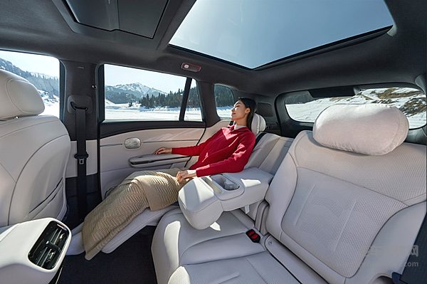 20万级最优7系 传祺向往S7限时价 16.98万-22.38万正式上市