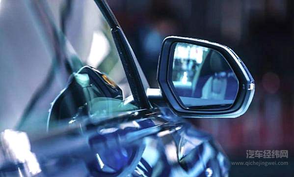 奥迪派Q8出战成都车展BBA对决！