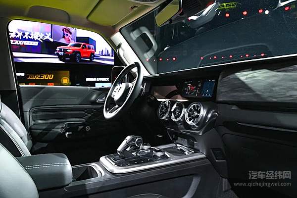 开辟时尚越野新品类 坦克300越野版17.58万元起售