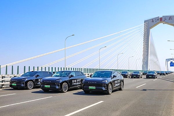 从“第一根桩”到“百车智驾”：奇瑞猎鹰智驾开启智造新纪元