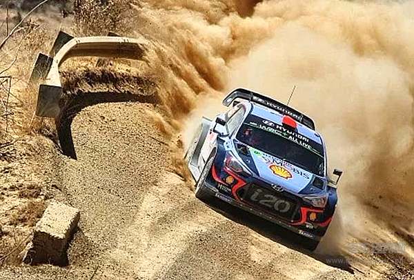 WRC福特又赢了 勒布爆胎无缘领奖台