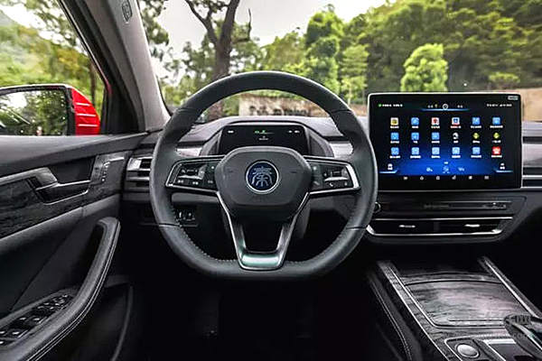 比亚迪不玩电动玩智能 欲与苹果、谷歌试比高！