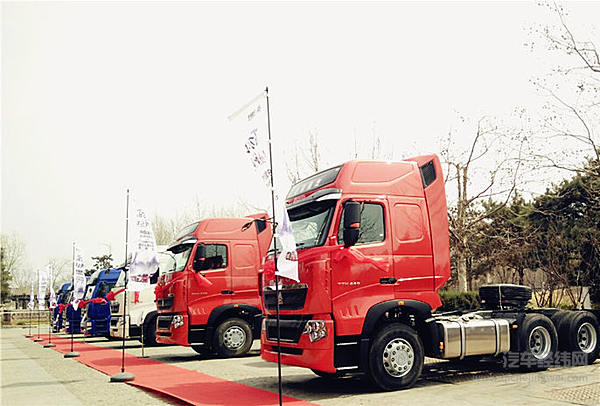 怎么用重汽豪沃 跑百万公里赚百万收益