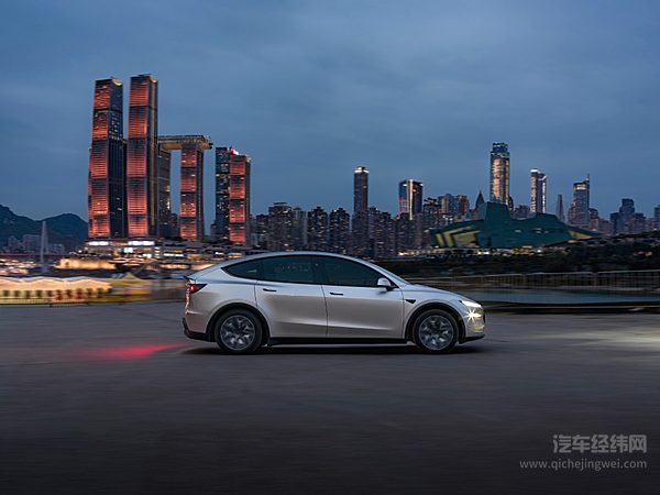 2026智驾赛道博弈 六家车企谁能突围？