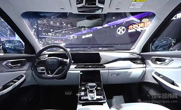 BEIJING汽车组团亮相北京车展 首款插混车型开启电动化战略