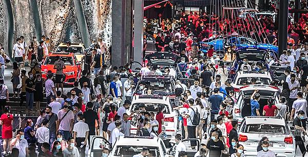 2021成都国际车展130多个品牌参展 1500多辆车亮相