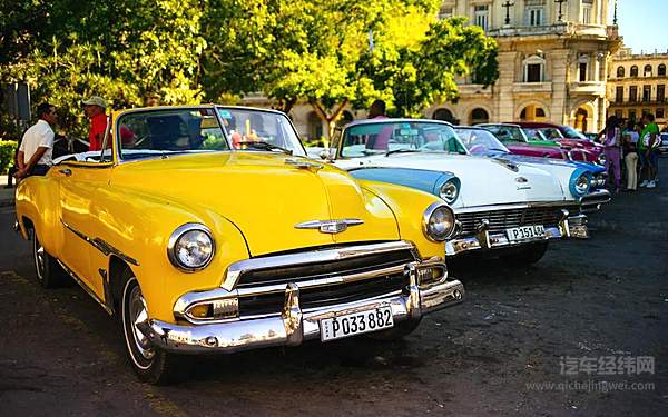 听完周杰伦的新歌 那些色彩斑斓的老爷车在哪里？