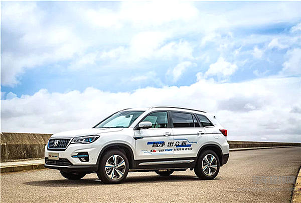 长安CS75 PHEV魔都现身 老船厂无需wait wait wait！