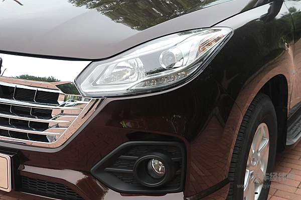 【原创】江铃新宝典发动机享终身质保 官宣百公里油耗仅为7.3L