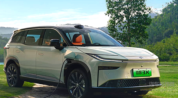 BBA降价27万 日系份额腰斩 2026外资车企如何翻盘？