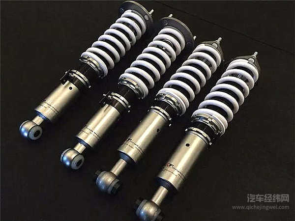 赛车与改装车的区别，其实是两者压根不是一个物种！