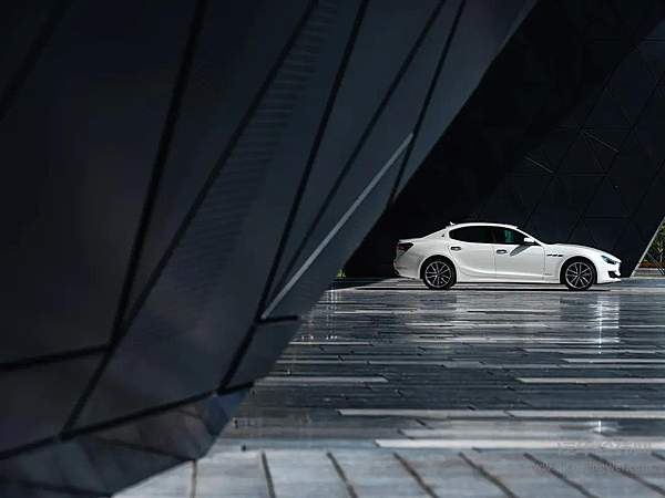 陈伟霆空降 首启新Ghibli锋芒时刻