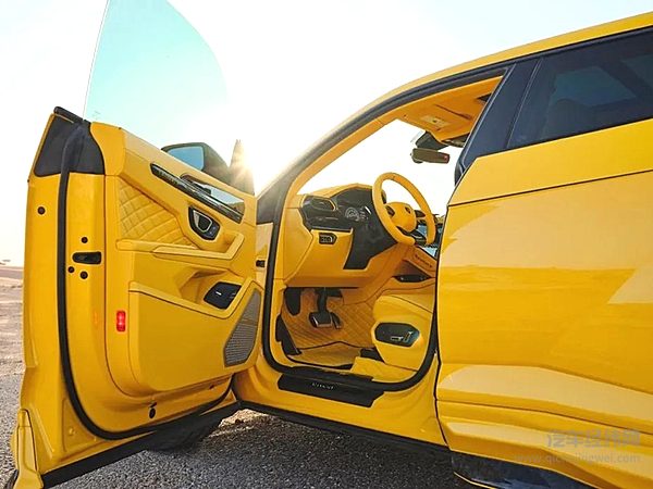 兰博基尼URUSMANSORY定制版