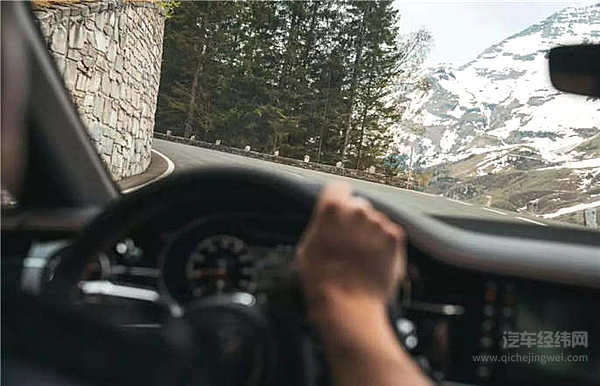 一次超满足的伟大旅行——首试宾利欧陆GT