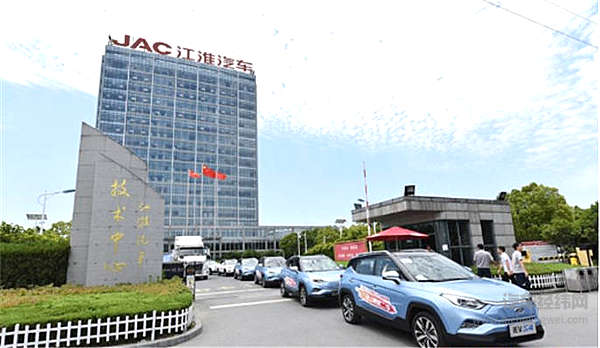 国六不加价 江淮瑞风S4 9.88万买顶配！