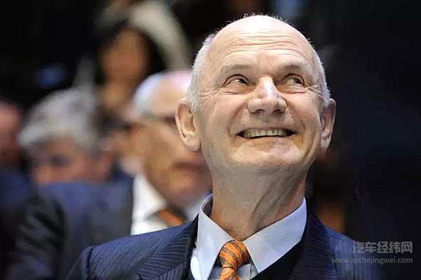 论创造奇迹 各位在110岁的布加迪面前都是弟弟