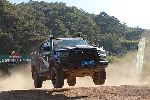 越野越精彩！“江淮悍途杯”2025澜沧江汽摩嘉年华成功举办