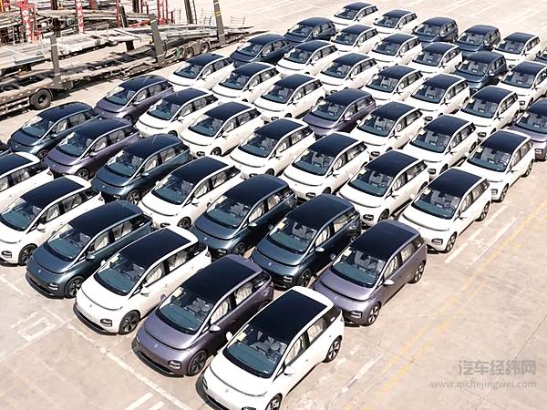 宝骏云朵开启全国盲订 官宣8月10日