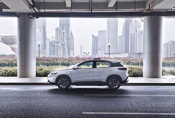 自带流量的造车新势力 能够走多远呢？