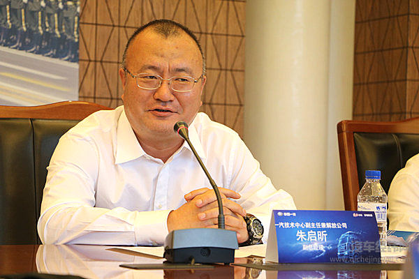 解放J6——中国汽车工业自主路上的一枚“勋章”