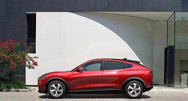正面迎战Model Y 福特Mustang Mach-E不简单！