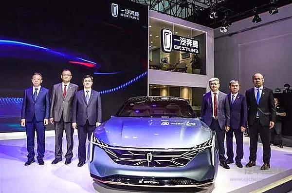 “曲”势不同凡响 奔腾B² Concept概念车首发