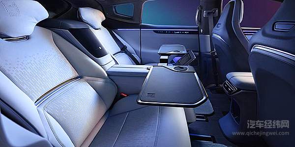 北京车展大放异彩 高合HiPhi X“高”在哪可以卖到80万？
