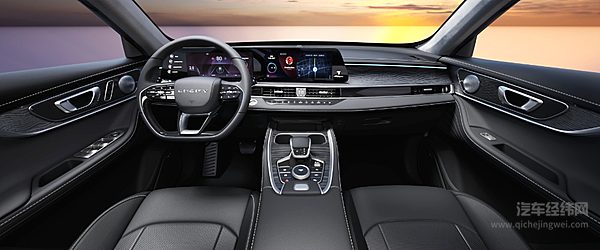 高性价比家用燃油车对决 哈弗H6L与瑞虎8 PRO哪一款更划算？