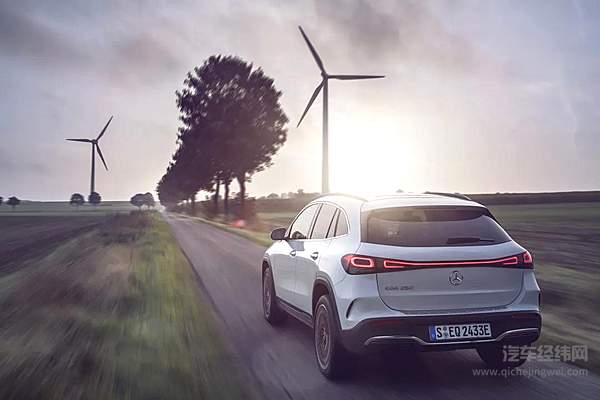 掀起城市新风潮 全新梅赛德斯-奔驰EQA纯电SUV全球首发