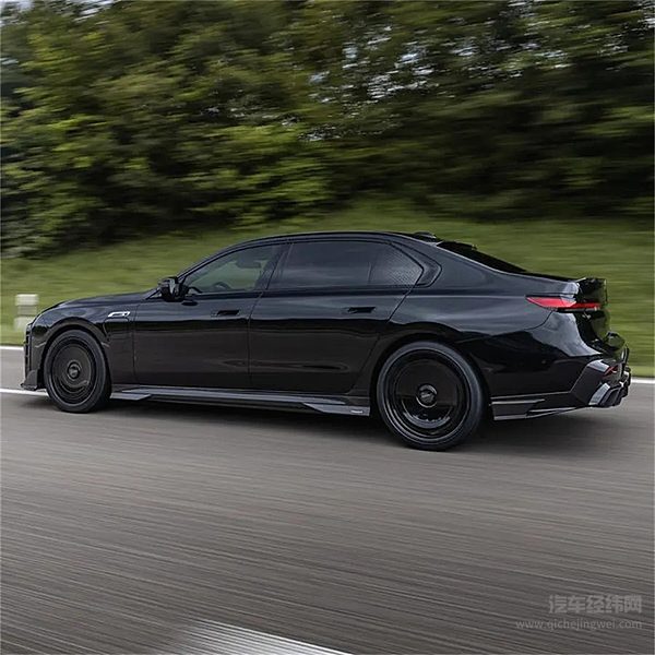 宝马7系(G70)MANSORY包围套件