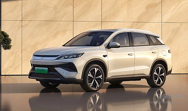 混动竞争之年 增程对比插混谁更具优势