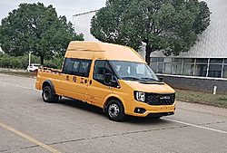 江鈴福特輕客江鈴福順 146馬力 2L雙排國六柴油 封閉廂式貨車 (JX5040XGCMKB26)