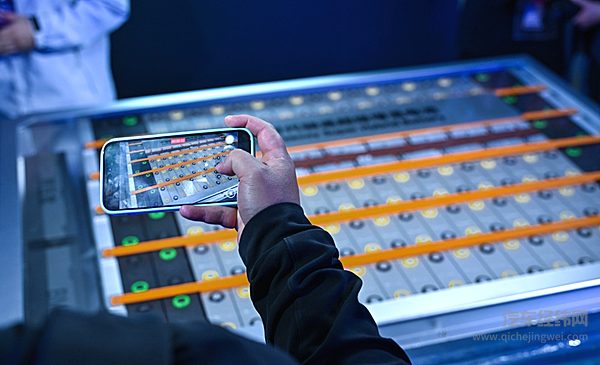 固态电池量产竞争加剧 谁将拔得头筹？