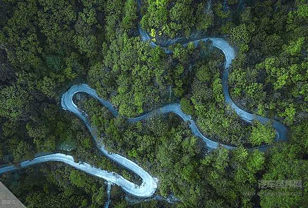 如此低调的宝马6系GT 竟然是新一代“贵族马车”？！