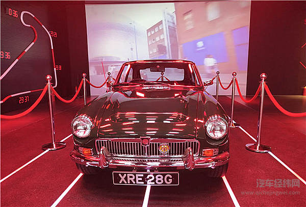 新车看厌了 2019上海车展经典老车格外吸睛！