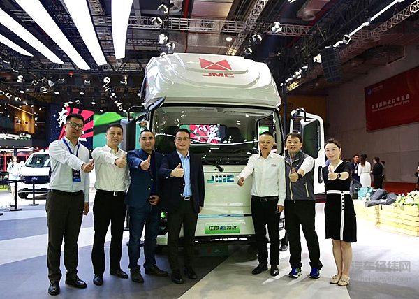 与未来对话：江铃汽车新能源重磅亮相上海车展