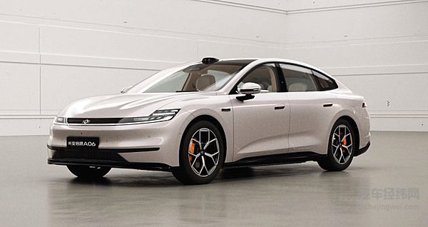 12万出头可入手 长安启源A06与吉利银河星耀8谁更强？