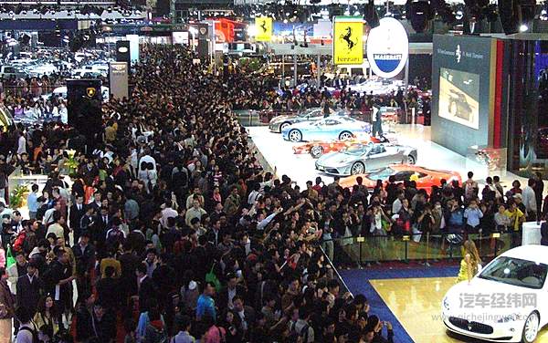 促进汽车消费成为重中之重 如何解决是难题！