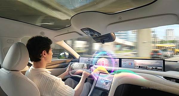 智己汽车×阿里斑马智行行业首发IMAIOS生态座舱