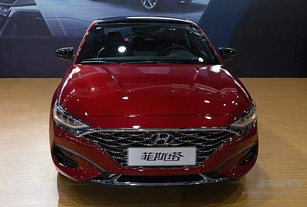 12万能买到的最帅的车！全球十佳发动机，性能吊打思域