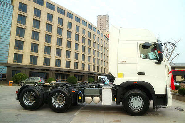 百万公里豪沃T7H的实力配置