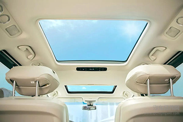 想想办法吧，爸爸！ 出去旅行怎么少得了一辆车！