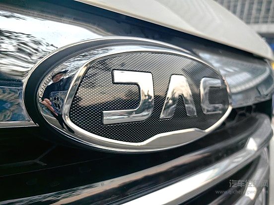 10万出头买宜商宜家的混动MPV 瑞风M3 PLUS HEV不做偏科生