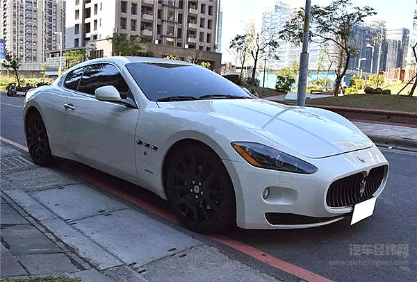 买车不能买白色？一句顺口溜，让你不再为选颜色而纠结！