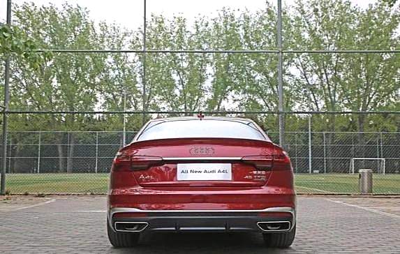 中级车C位之争 速度与操控你更中意谁？