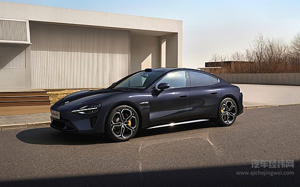 21.59万元起售的小米SU7上市 想要盖过银河E8并不容易？