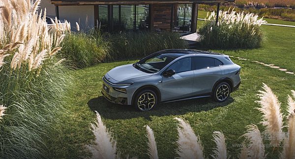 20万级纯电SUV二选一 昊铂HT与小鹏G7你选择哪一款？