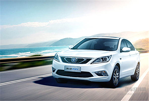 补贴打对折 新能源车企明年“断奶”！