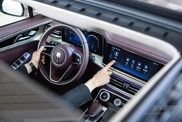 红旗H9智聚多重创新技术，